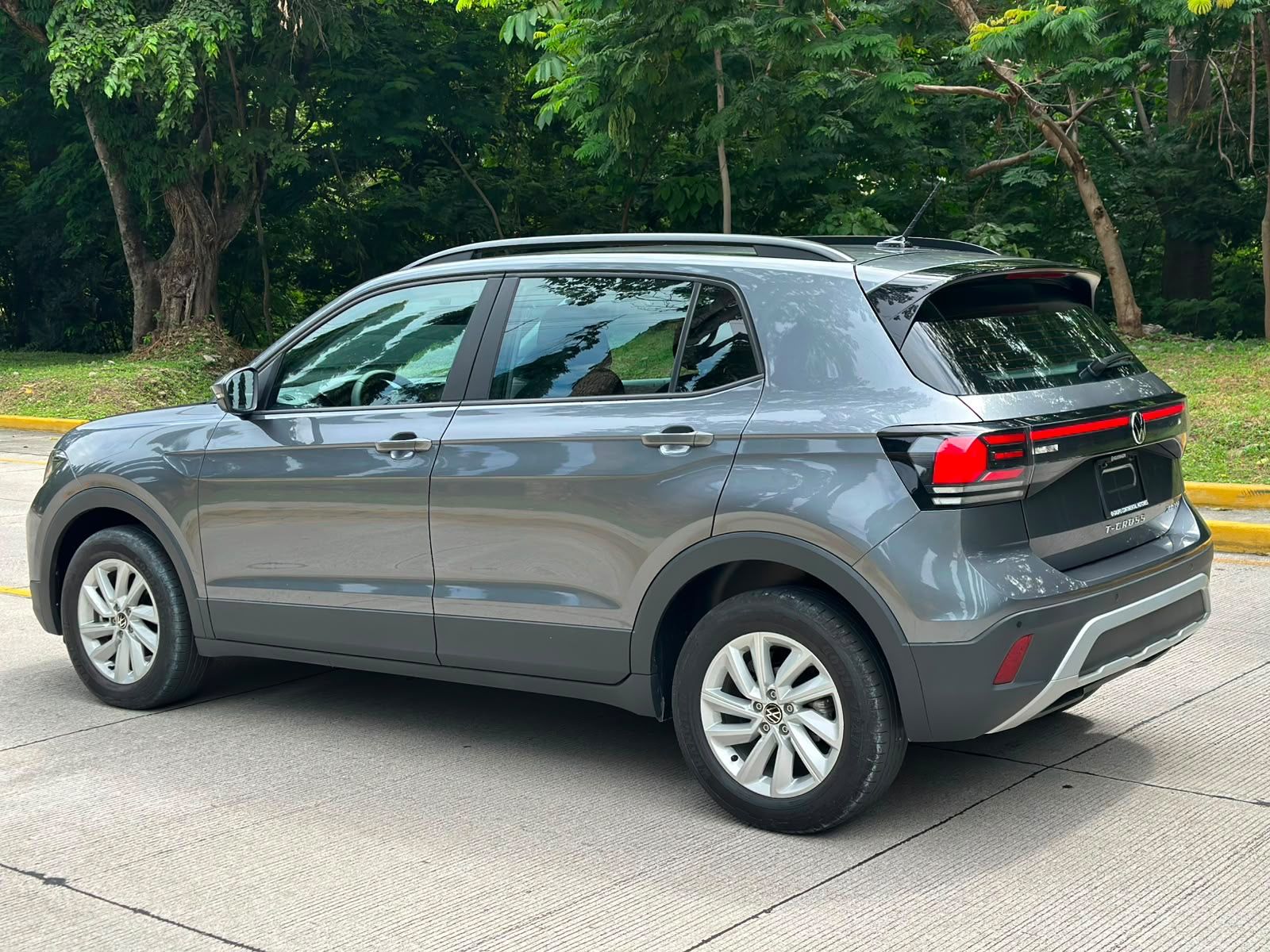 Volkswagen T cross