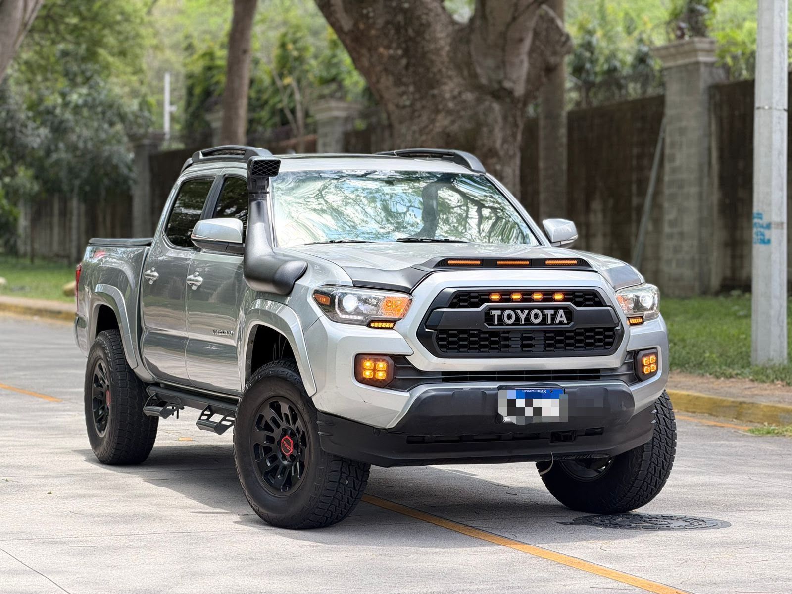 Toyota Tacoma