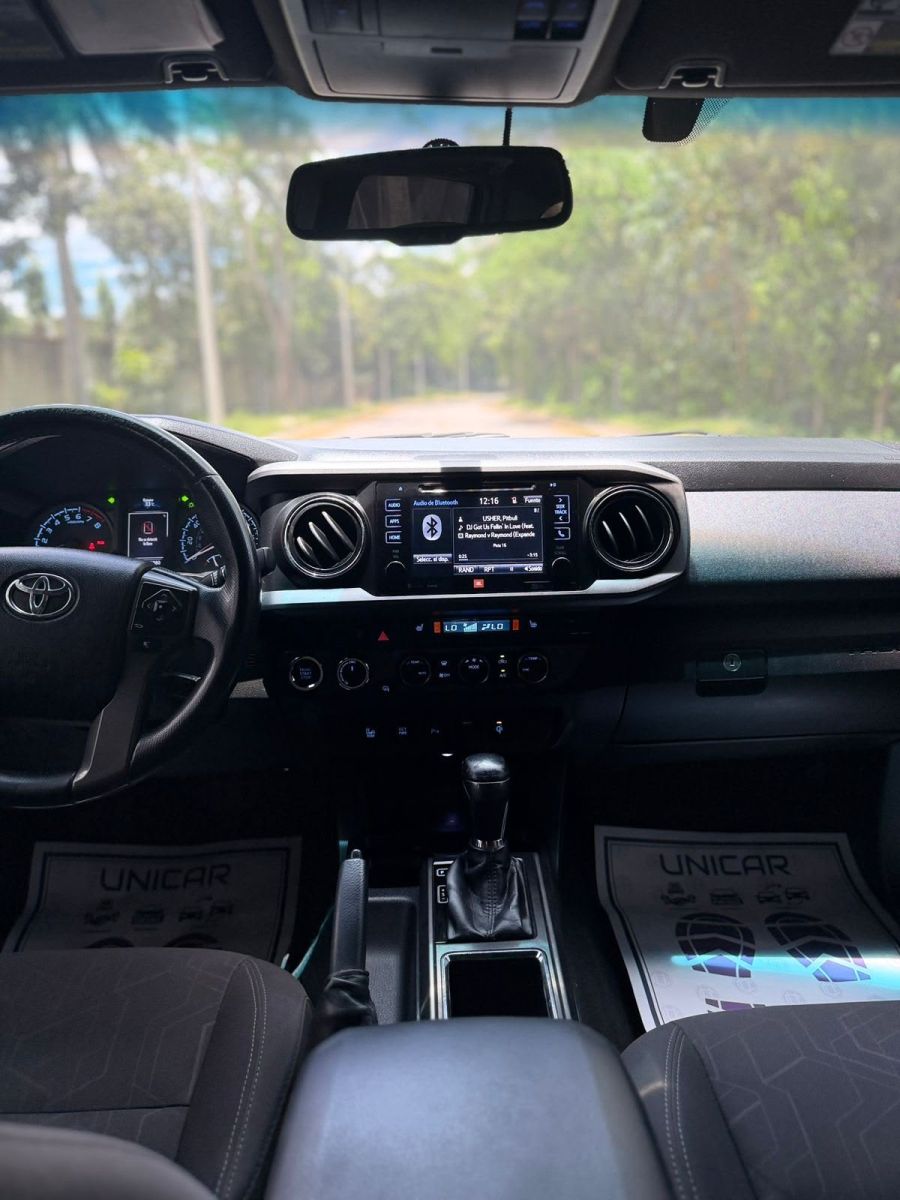 Toyota Tacoma