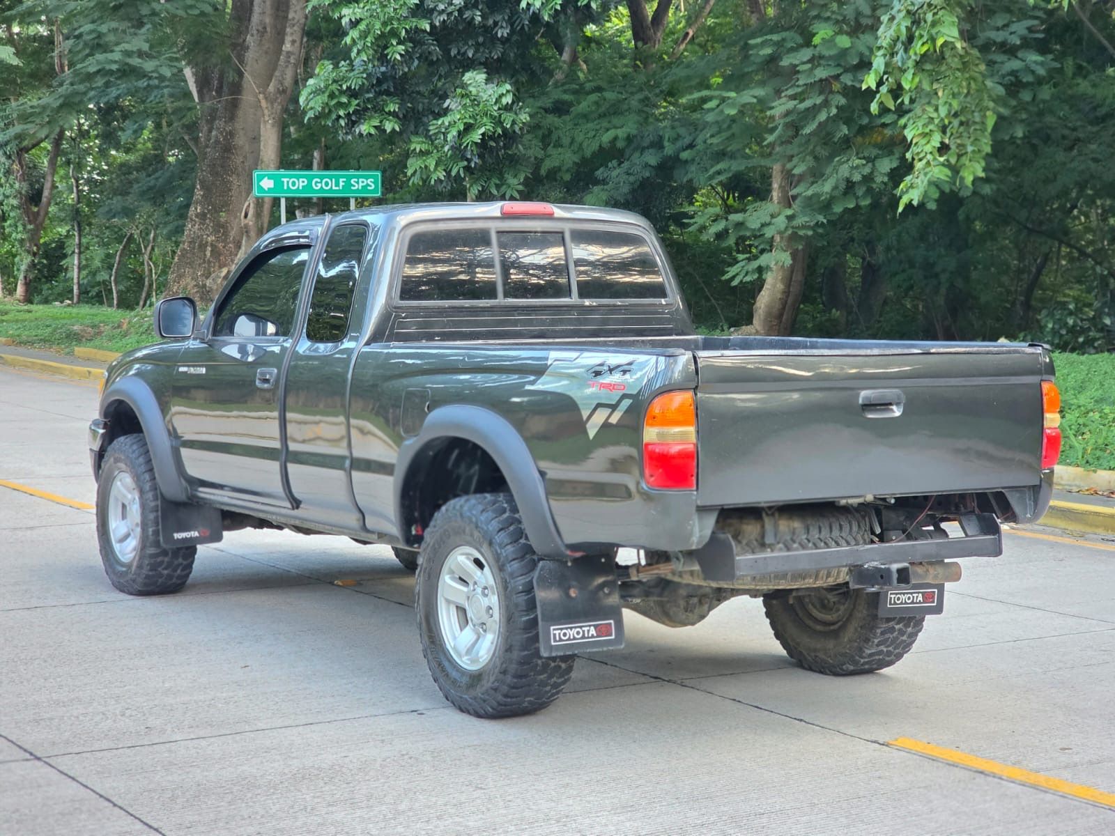 Toyota Tacoma