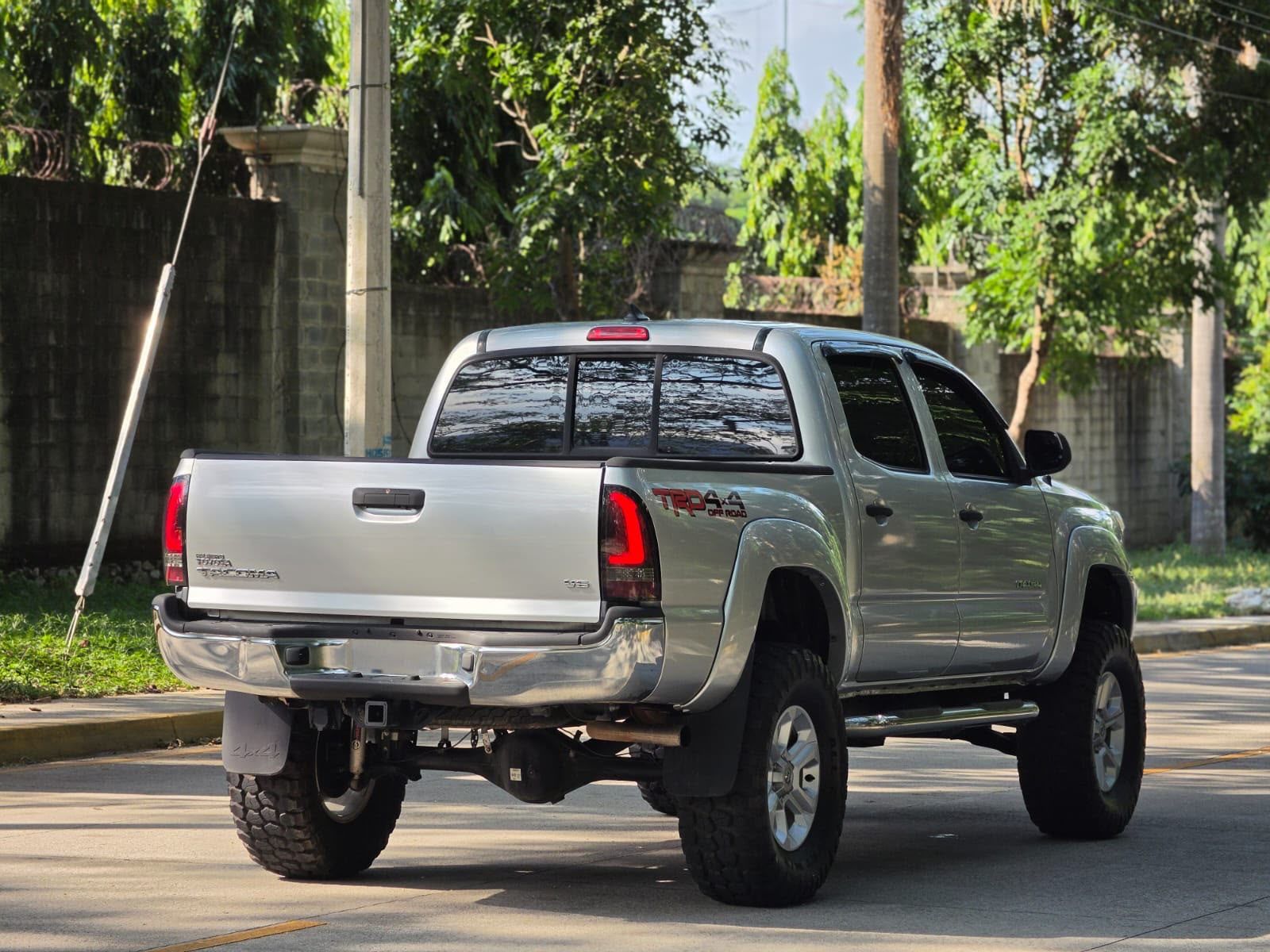 Toyota Tacoma SR5