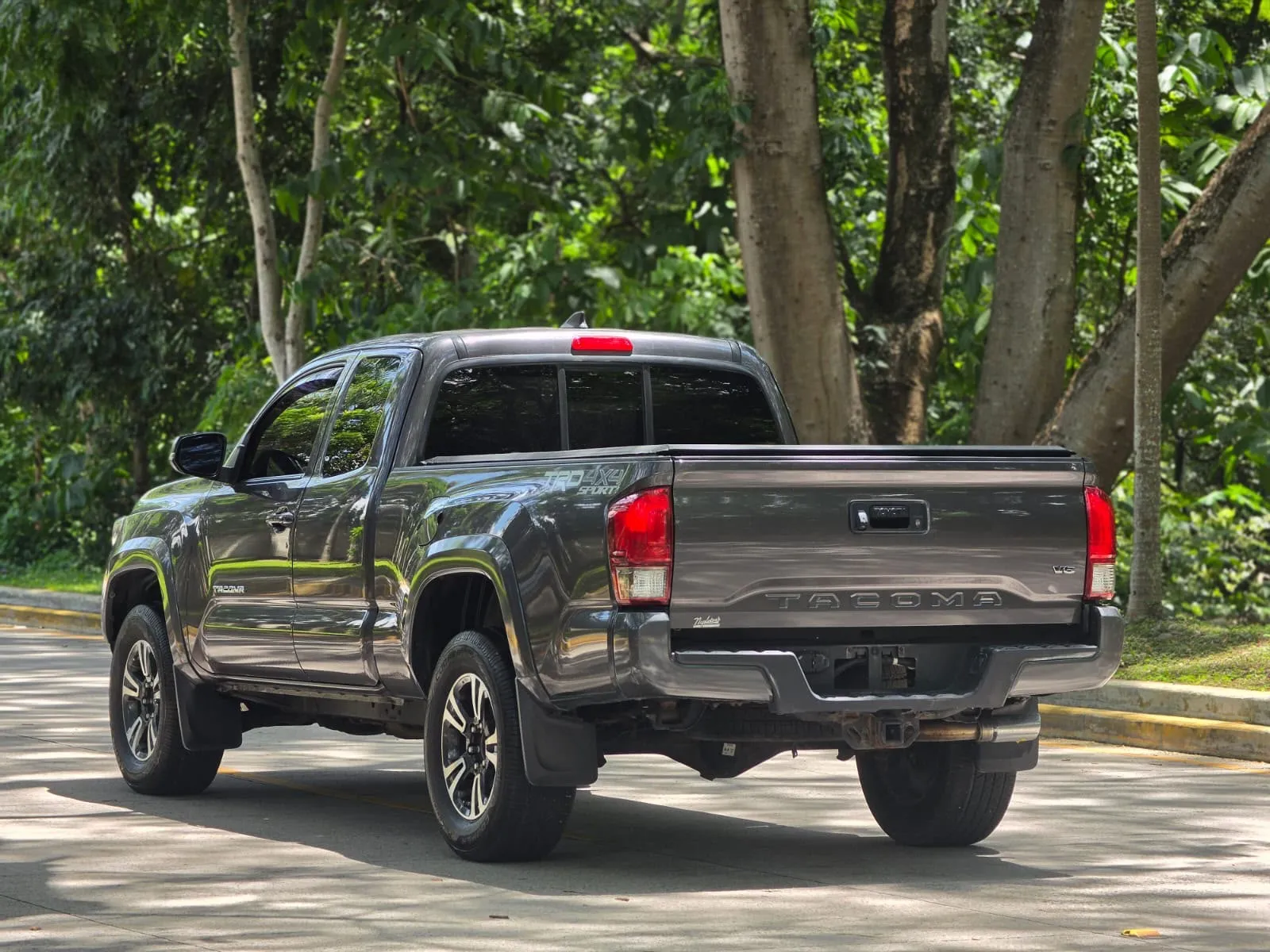 Toyota Tacoma