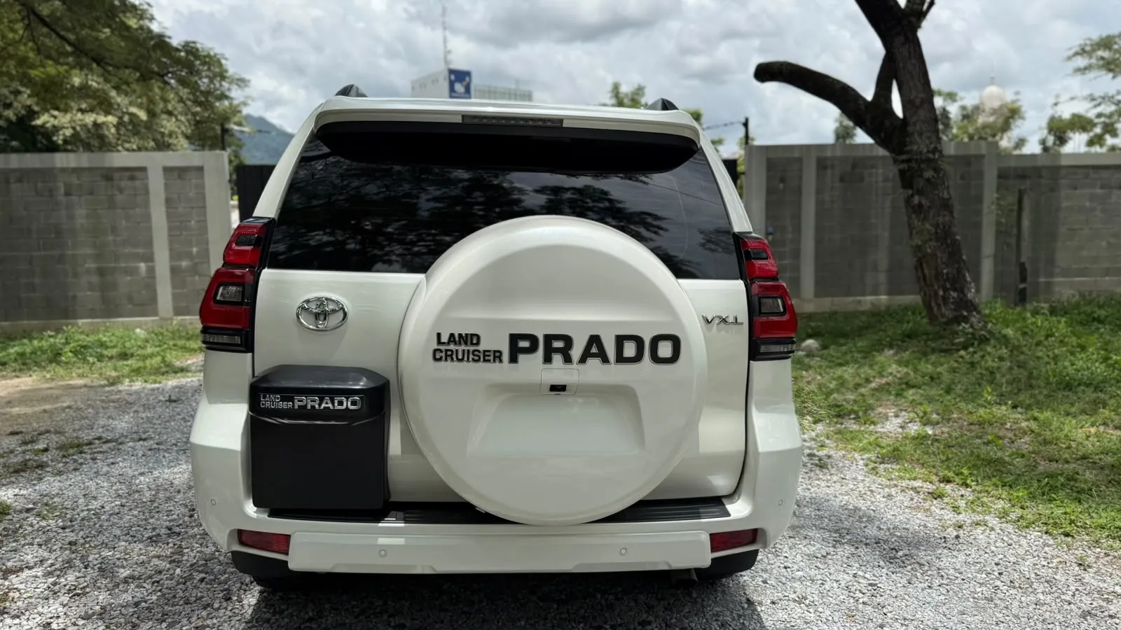 Toyota Land cruiser prado VXL